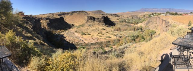 canyon behind coffee shop in La Verkin